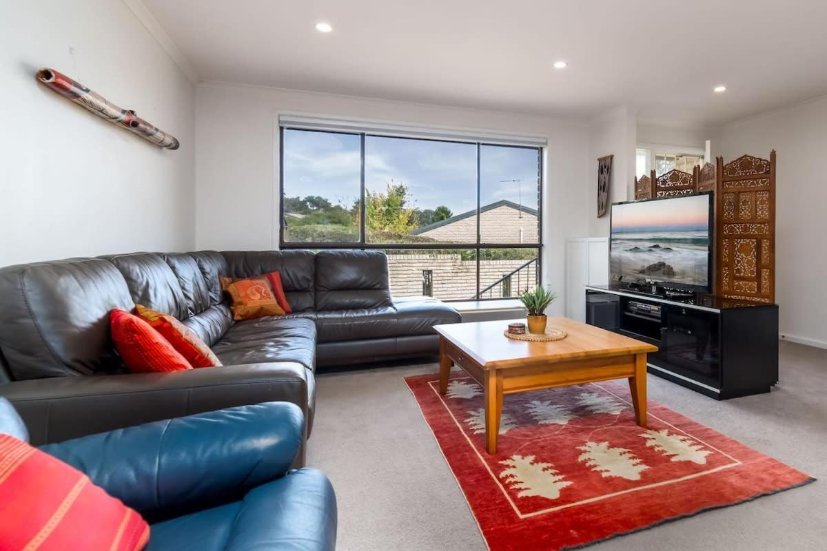 Spacious And Restful Holiday Home With Backyard Weetangerra Exterior photo